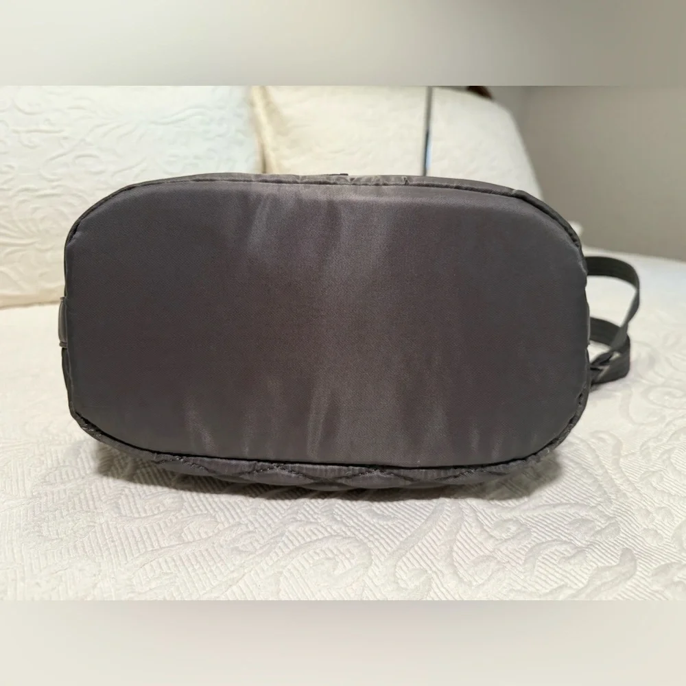 Gently Used Lug Grey Insulated Shoulder Bag